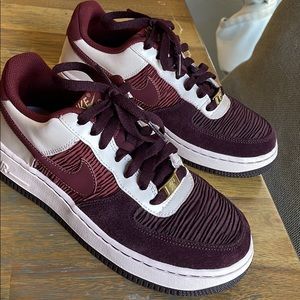 Nike Air Force 1